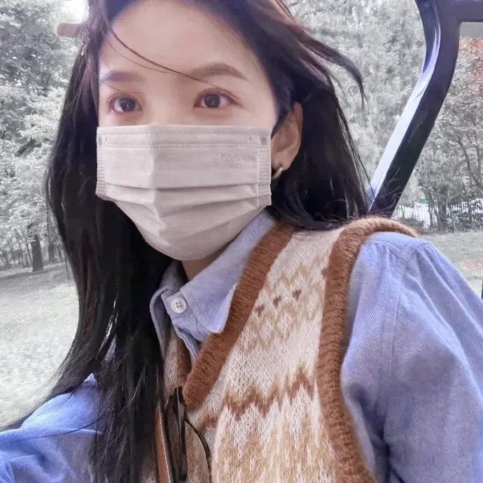 河畔的朔子